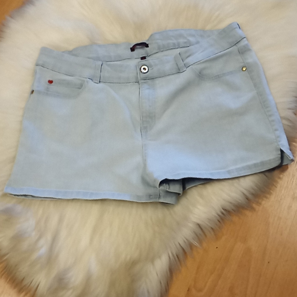 Sofia by 💋 Sofia Vergara Denim Shorty Shorts